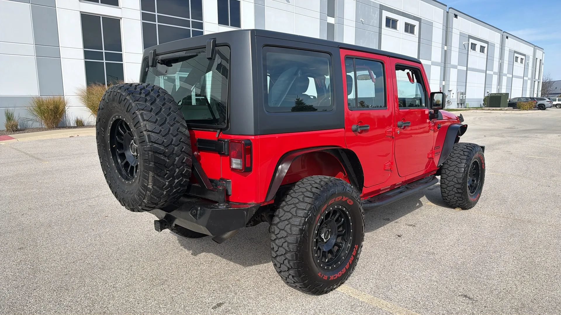Used 2015 Jeep Wrangler Unlimited Sport w/ Connectivity Group AWD/4WD image 5