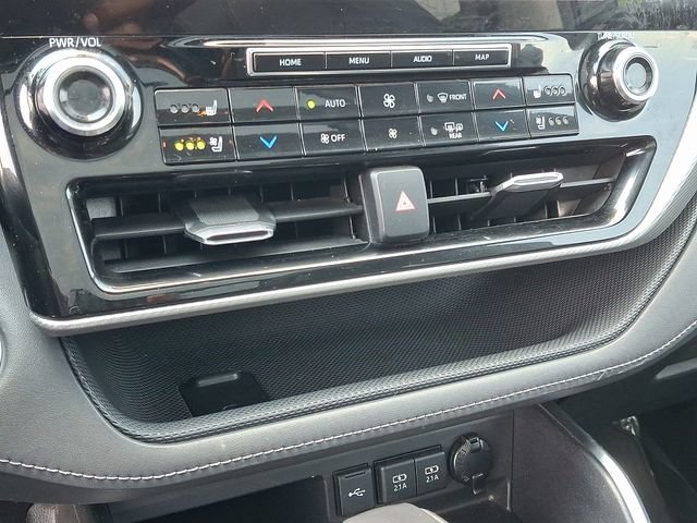 Used 2021 Toyota Highlander Platinum AWD/4WD image 14