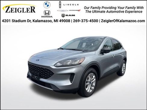 Used 2022 Ford Escape SE w/ Convenience Package image 1