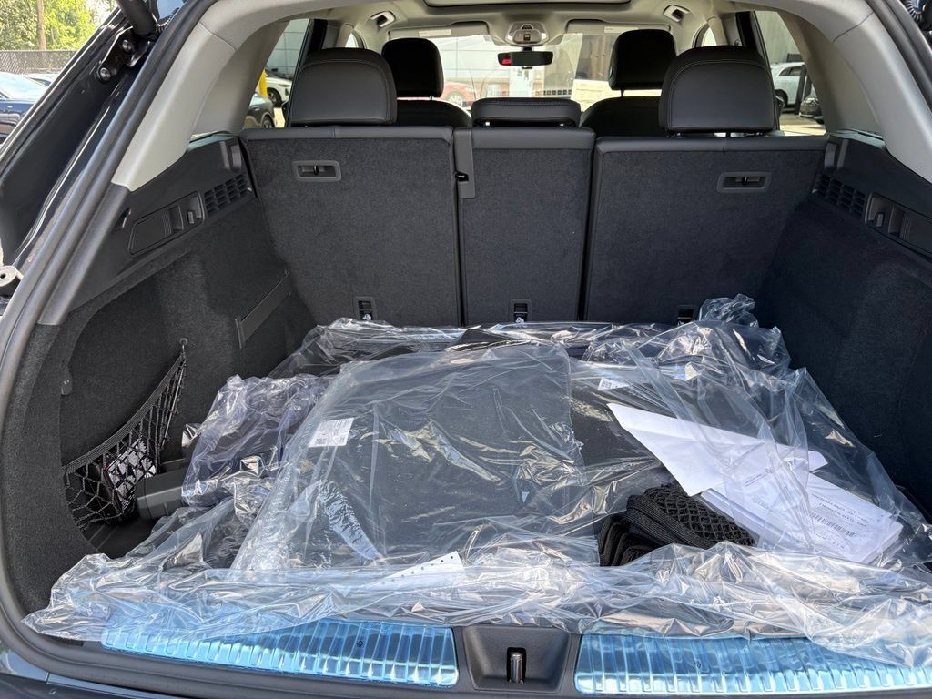 New 2026 Audi Q5 Premium AWD/4WD image 22