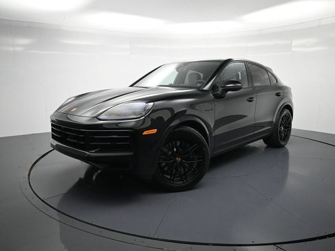 Used 2026 Porsche Cayenne E-Hybrid Coupe AWD/4WD image 1