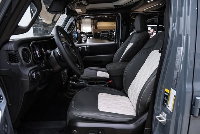 Used 2024 Jeep Wrangler Unlimited Rubicon 392 AWD/4WD image 18