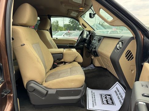 Used 2011 Ford F250 XLT w/ XTR Plus Pkg RWD image 18