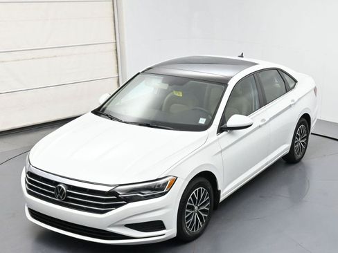 Used 2021 Volkswagen Jetta SE w/ SE Cold Weather Package FWD image 35