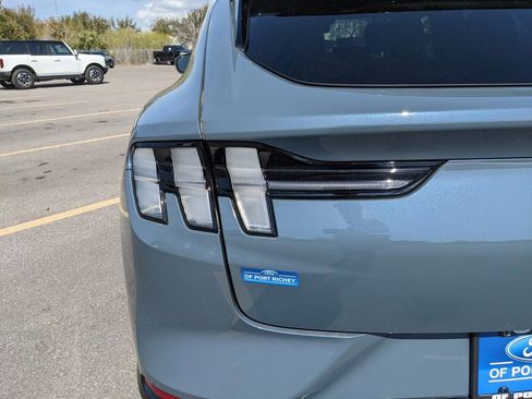 Used 2024 Ford Mustang Mach-E Premium image 13