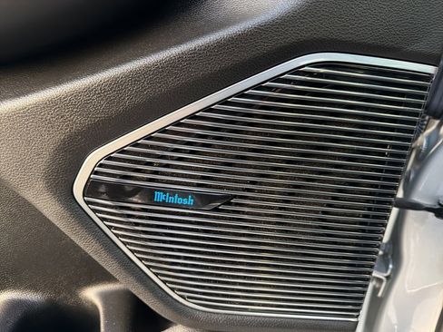 Certified 2022 Jeep Grand Cherokee Overland w/ Adv Protech Group III image 6