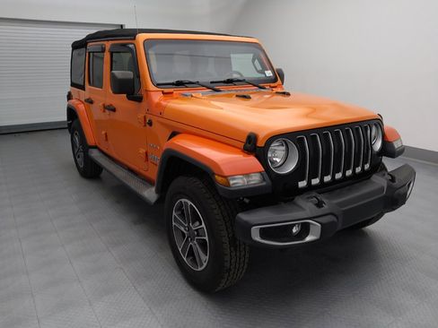 Used 2018 Jeep Wrangler Unlimited Sahara image 13