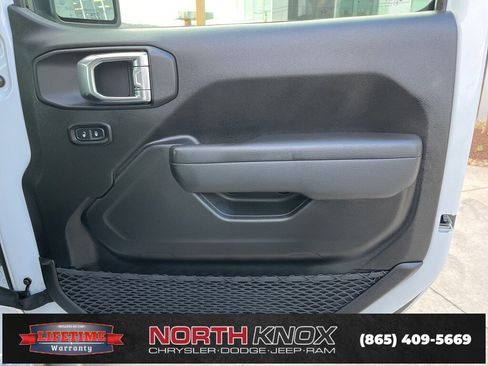 New 2026 Jeep Wrangler Unlimited Sport image 27