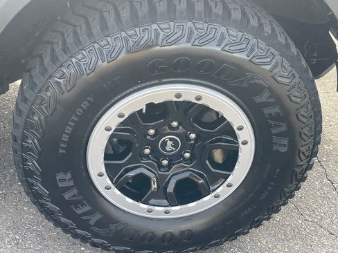 Used 2023 Ford Bronco Badlands w/ Sasquatch Package image 29