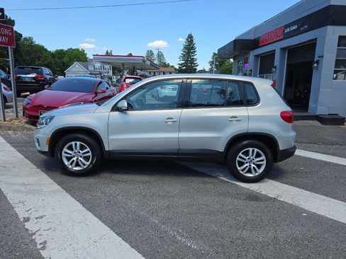 Used 2013 Volkswagen Tiguan S AWD/4WD image 8