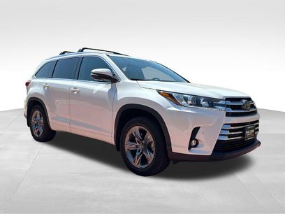 Used 2019 Toyota Highlander Limited Platinum