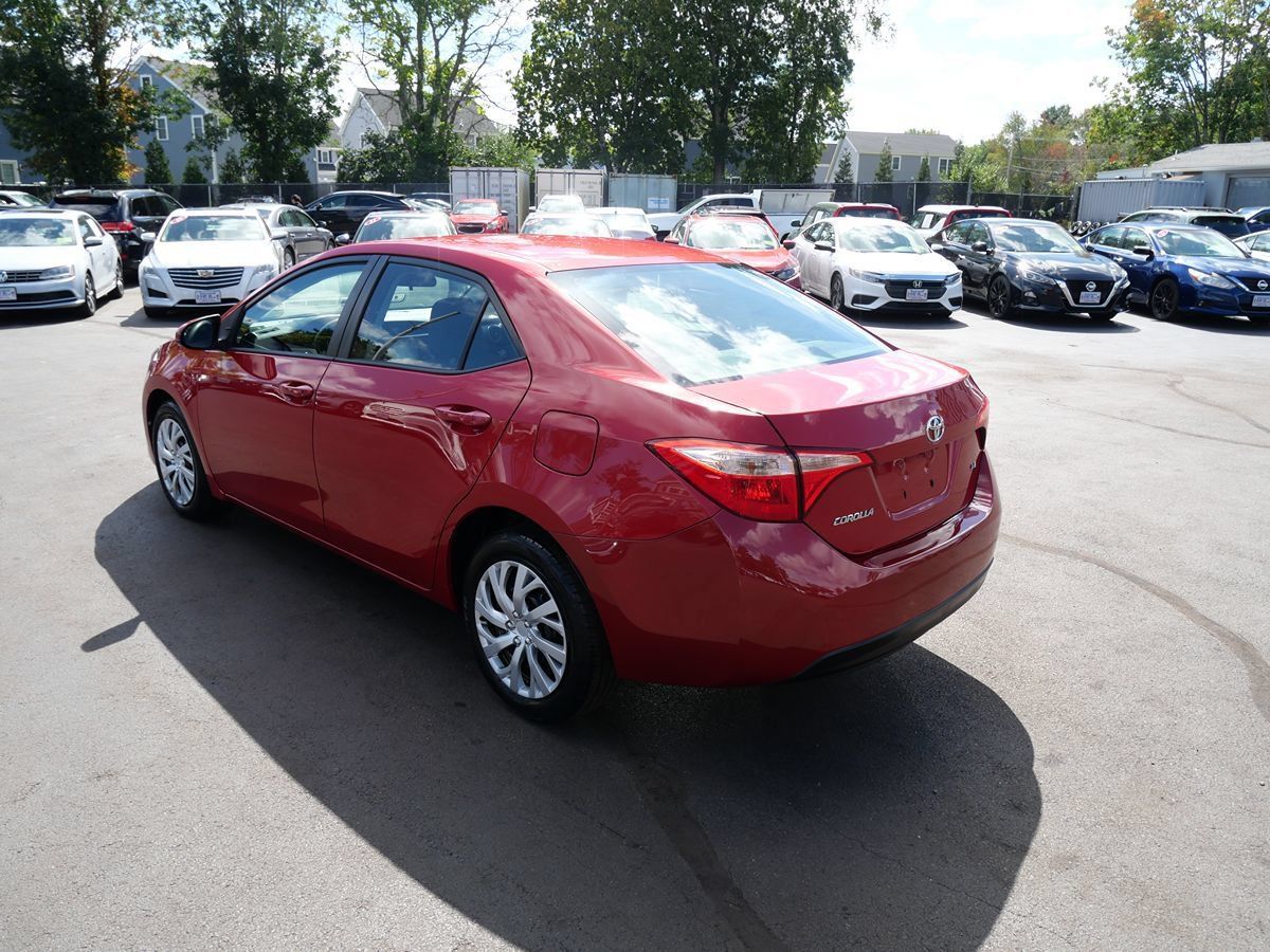 Used 2017 Toyota Corolla LE FWD image 5