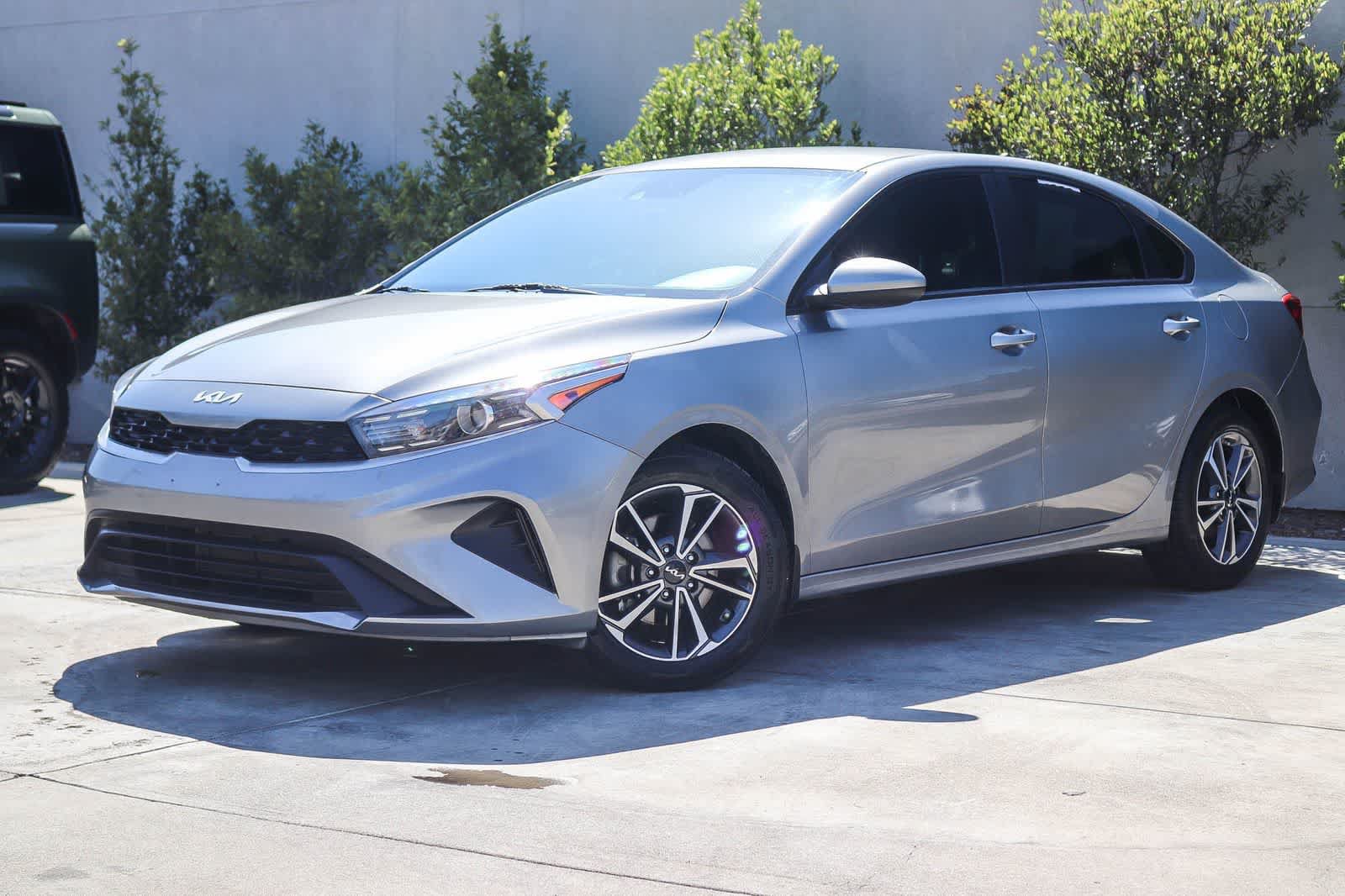 Used 2023 Kia Forte LXS FWD image 1