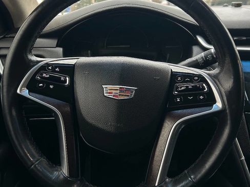 Used 2019 Cadillac XTS w/ Rear Seat Comfort Package image 11