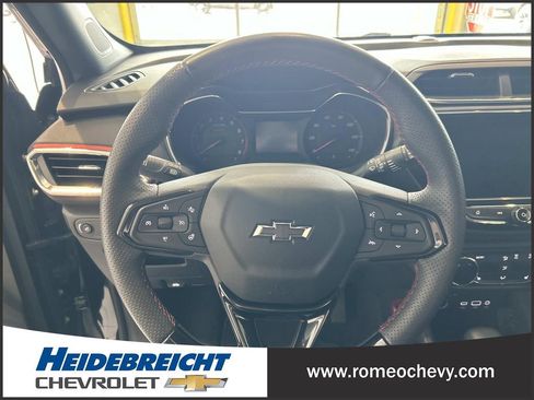 Certified 2023 Chevrolet TrailBlazer RS w/ Convenience Package image 18