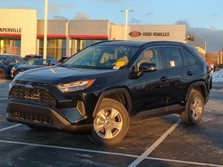 Used 2025 Toyota RAV4 XLE video 2