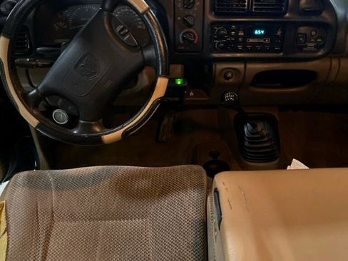 Used 1998 Dodge Ram 2500 Truck 2WD Quad Cab image 10