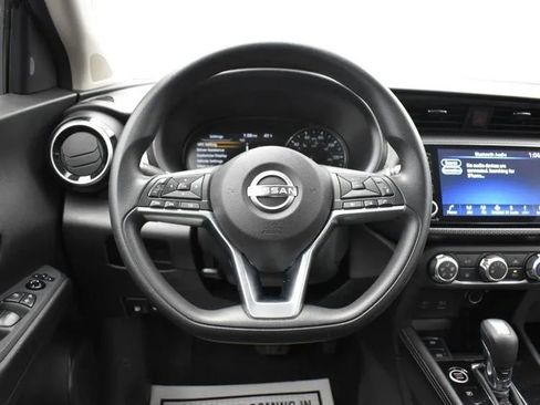 Used 2023 Nissan Kicks SV image 20
