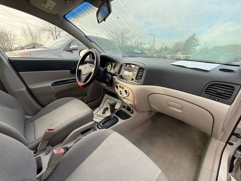 Used 2006 Hyundai Accent GLS image 10