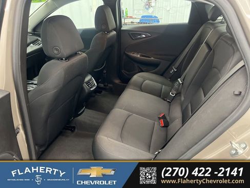 Used 2024 Chevrolet Malibu LT image 11