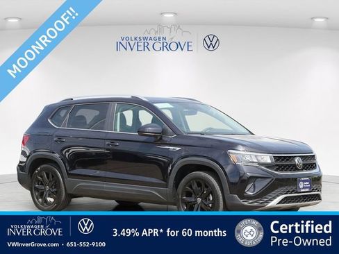 Certified 2023 Volkswagen Taos SE w/ Panoramic Sunroof Package AWD/4WD image 1