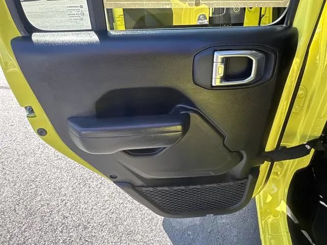 Used 2024 Jeep Wrangler Unlimited Sport AWD/4WD image 14
