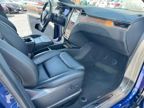 Used 2020 Tesla Model X Long Range AWD/4WD image 12