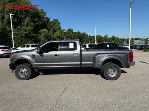 Used 2022 Ford F350 Lariat w/ Lariat Ultimate Package image 2