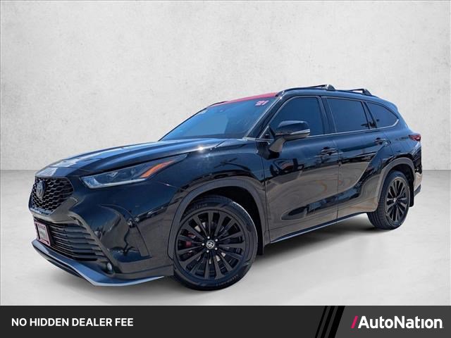 Used 2021 Toyota Highlander XSE FWD image 1