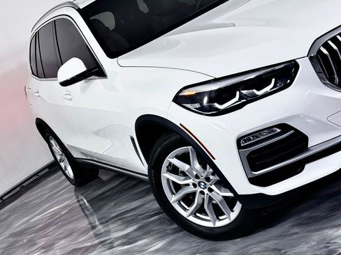 Used 2019 BMW X5 xDrive40i w/ Convenience Package AWD/4WD image 4