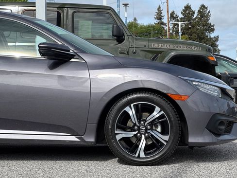 Used 2016 Honda Civic Touring image 35