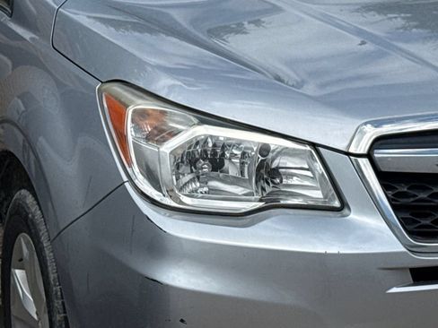 Used 2015 Subaru Forester 2.5i Limited AWD/4WD image 4
