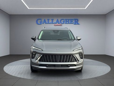 Used 2024 Buick Envision Avenir image 12