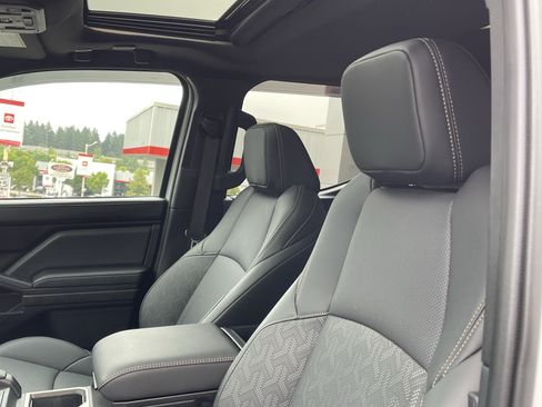 Certified 2025 Toyota Tacoma Limited AWD/4WD image 20