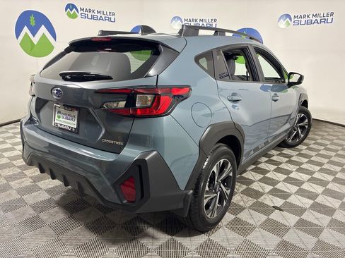 Used 2025 Subaru Crosstrek 2.0i Premium image 11