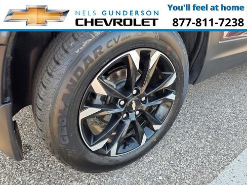 Used 2022 Chevrolet TrailBlazer LT w/ Convenience Package AWD/4WD image 9