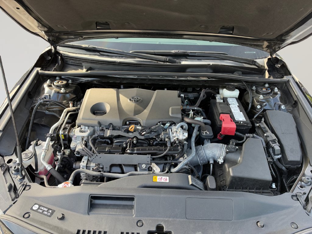Used 2024 Toyota Camry SE FWD image 19