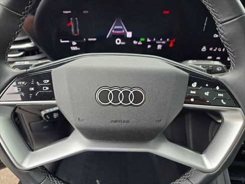 Certified 2025 Audi Q5 Premium Plus w/ Premium Plus AWD/4WD image 24