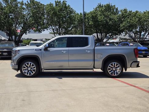 Used 2024 GMC Sierra 1500 Denali AWD/4WD image 12