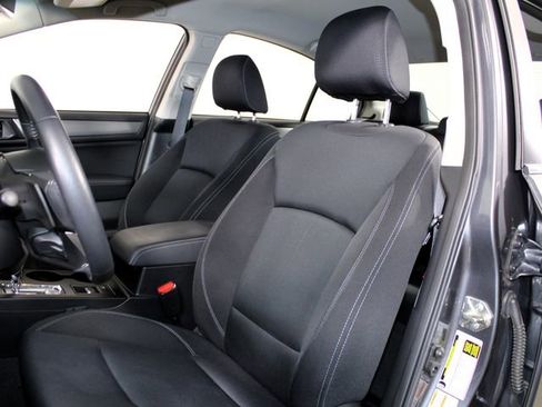 Used 2019 Subaru Legacy 2.5i Premium image 18