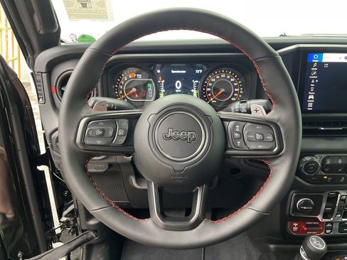 New 2026 Jeep Wrangler Unlimited Rubicon 392 w/ Quick Order Package 27X Moab AWD/4WD image 13