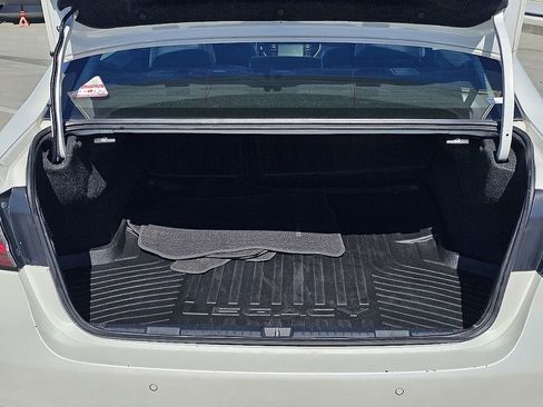 Used 2021 Subaru Legacy Limited XT image 10