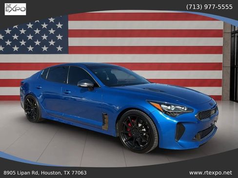Used 2019 Kia Stinger GT2 image 2