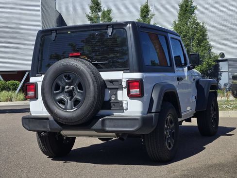 Used 2023 Jeep Wrangler Sport AWD/4WD image 7