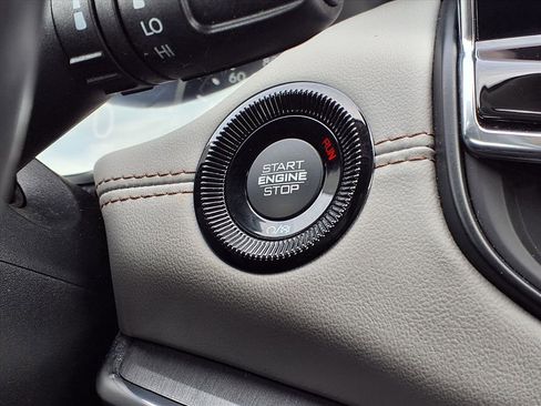 Used 2022 Jeep Compass Limited image 14