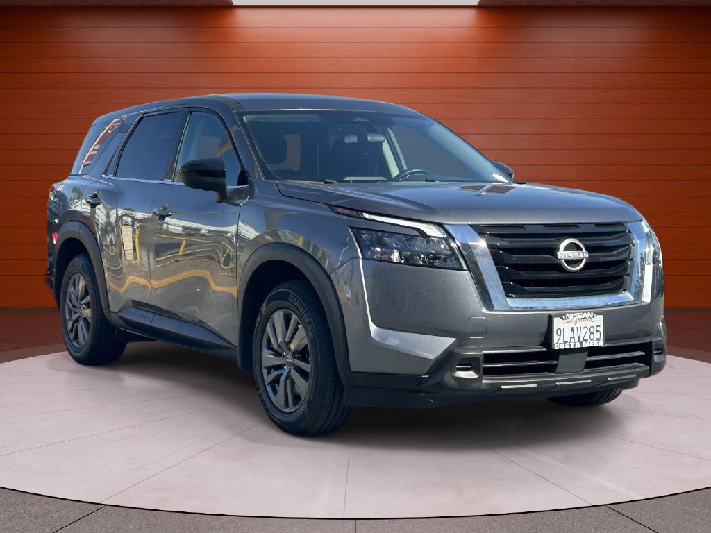 Used 2024 Nissan Pathfinder S FWD image 5