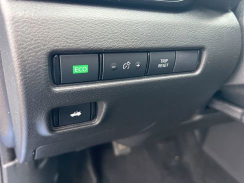 Certified 2024 Nissan Sentra SV image 48