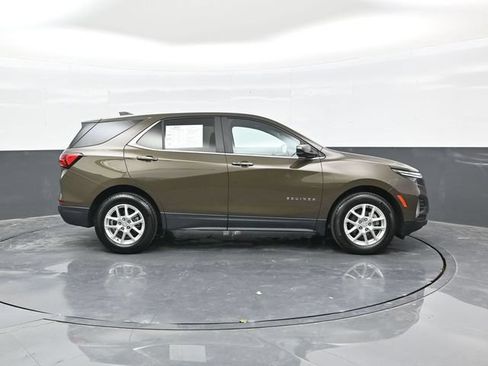 Used 2023 Chevrolet Equinox LT FWD image 8