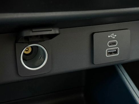 New 2026 Ford Maverick Lobo image 40