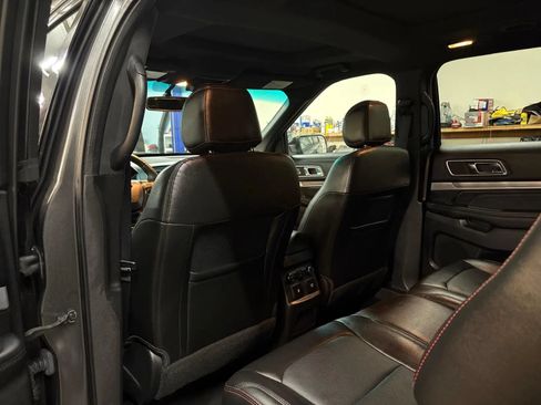 Used 2016 Ford Explorer Sport w/ Equipment Group 401A AWD/4WD image 28